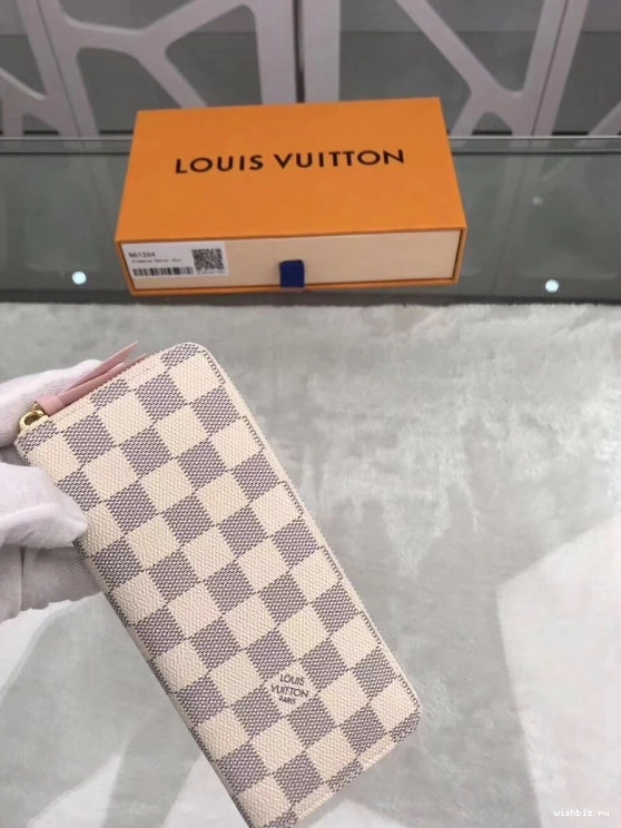 WIS CHANELEMENCE Vuitton WALLET Louis 0126